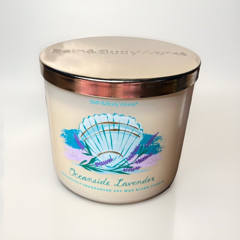 Bath & Body Works Oceanside Lavender 3 Wick Candle Teal And Purple Seashell